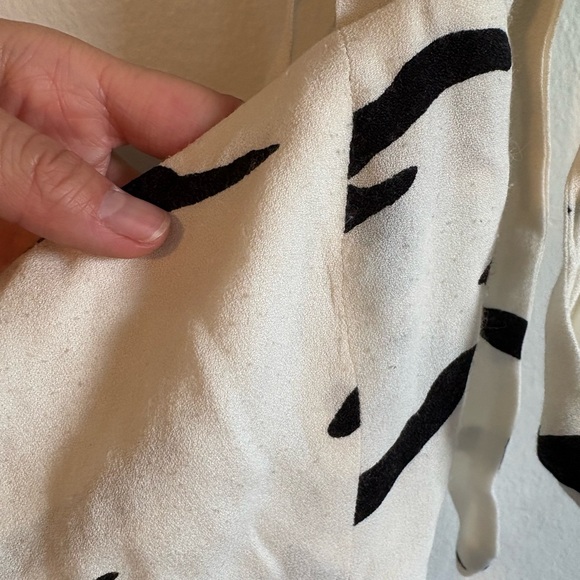 🦓 Reformation Ellora Top 🦓 - Picture 4 of 6